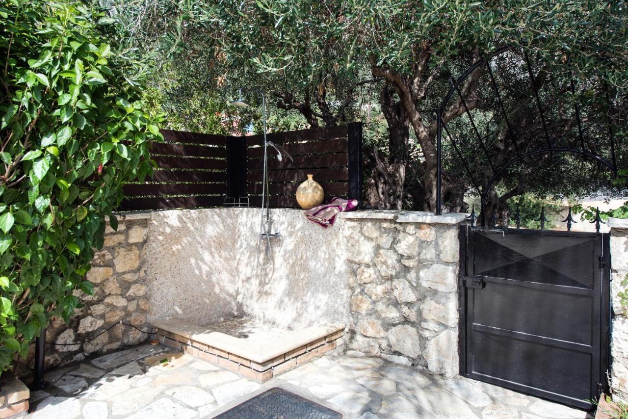 Villa Palmier Pyrgi  Exterior photo