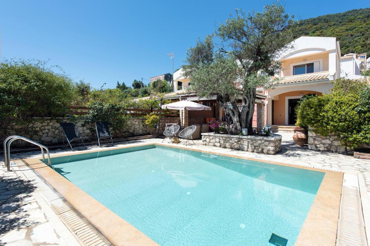 Villa Palmier Pyrgi  Exterior photo